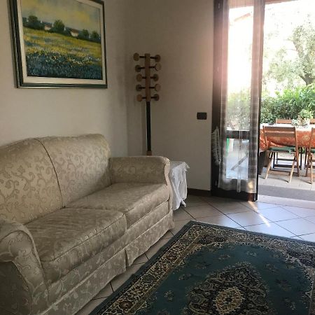 Appartamento Nonna Maria Garda Lake Паденге-суль-Гарда Экстерьер фото