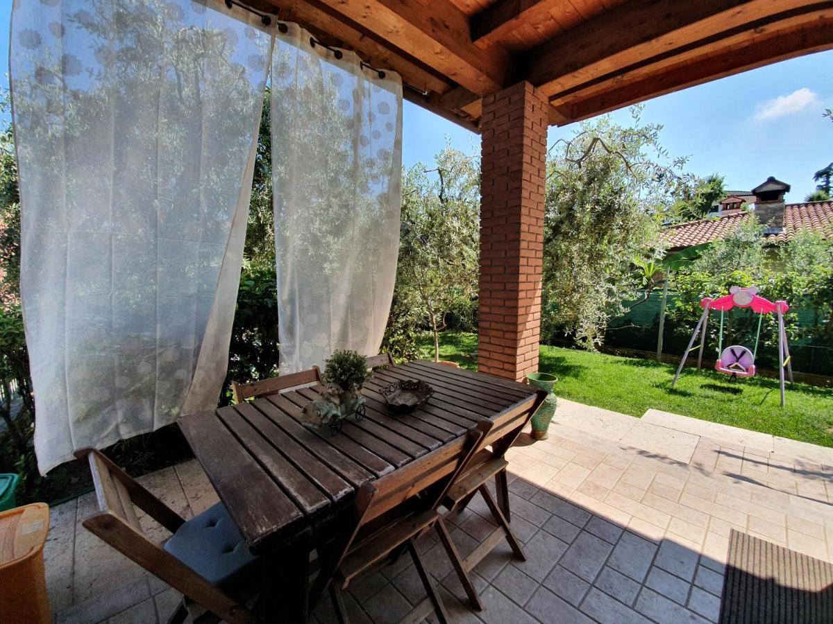 Appartamento Nonna Maria Garda Lake Паденге-суль-Гарда Экстерьер фото