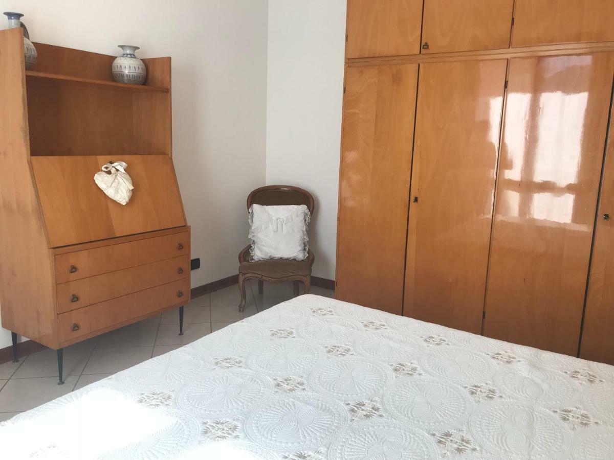 Appartamento Nonna Maria Garda Lake Паденге-суль-Гарда Экстерьер фото